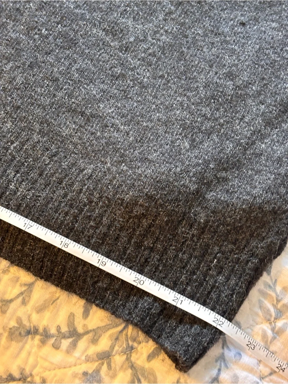 🌸 Billabong Dark Gray Crewneck Cut-out Boxy Cut Long Sleeve Sweater Size M